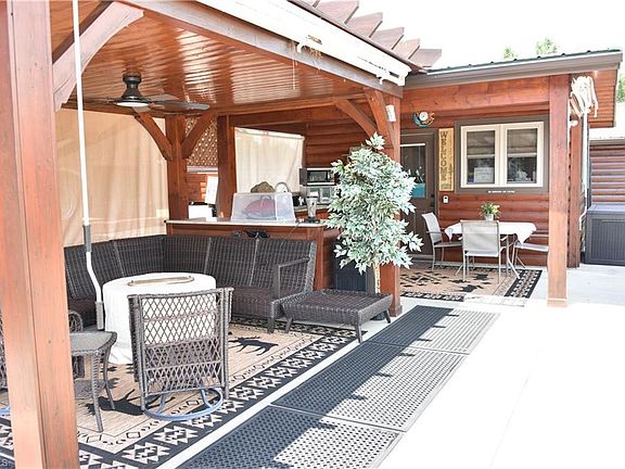2nd image of 2524 Edmonds Rd #56