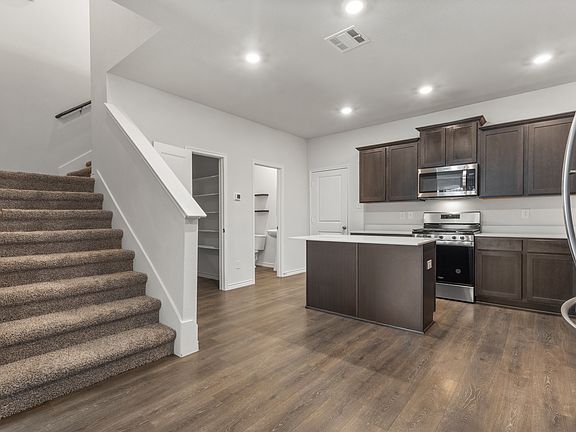 3rd image of 2153 Steer Creek Pl