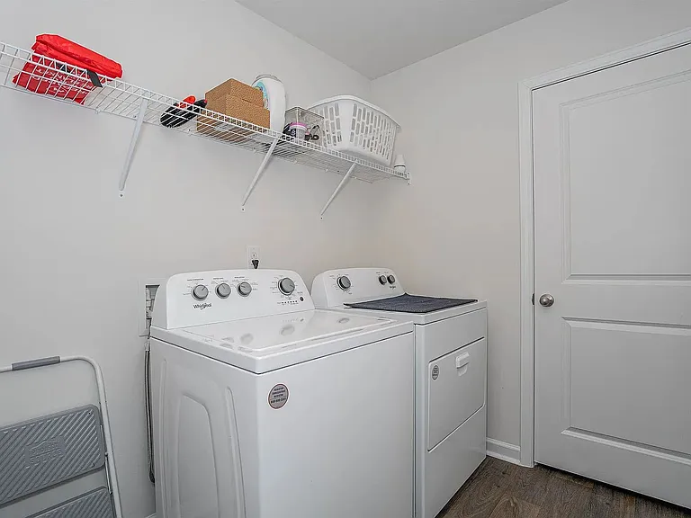 1843 Wildhorse Dr — Photo 25