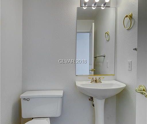 4th image of 1597 Deer Meadow Dr