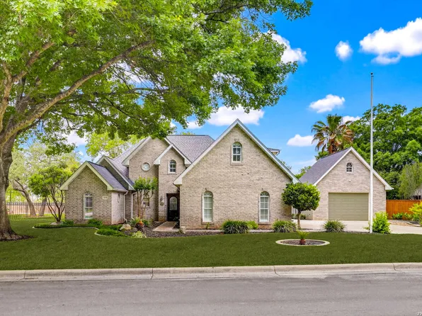 2206 South Abbey Loop, New Braunfels, TX 78130