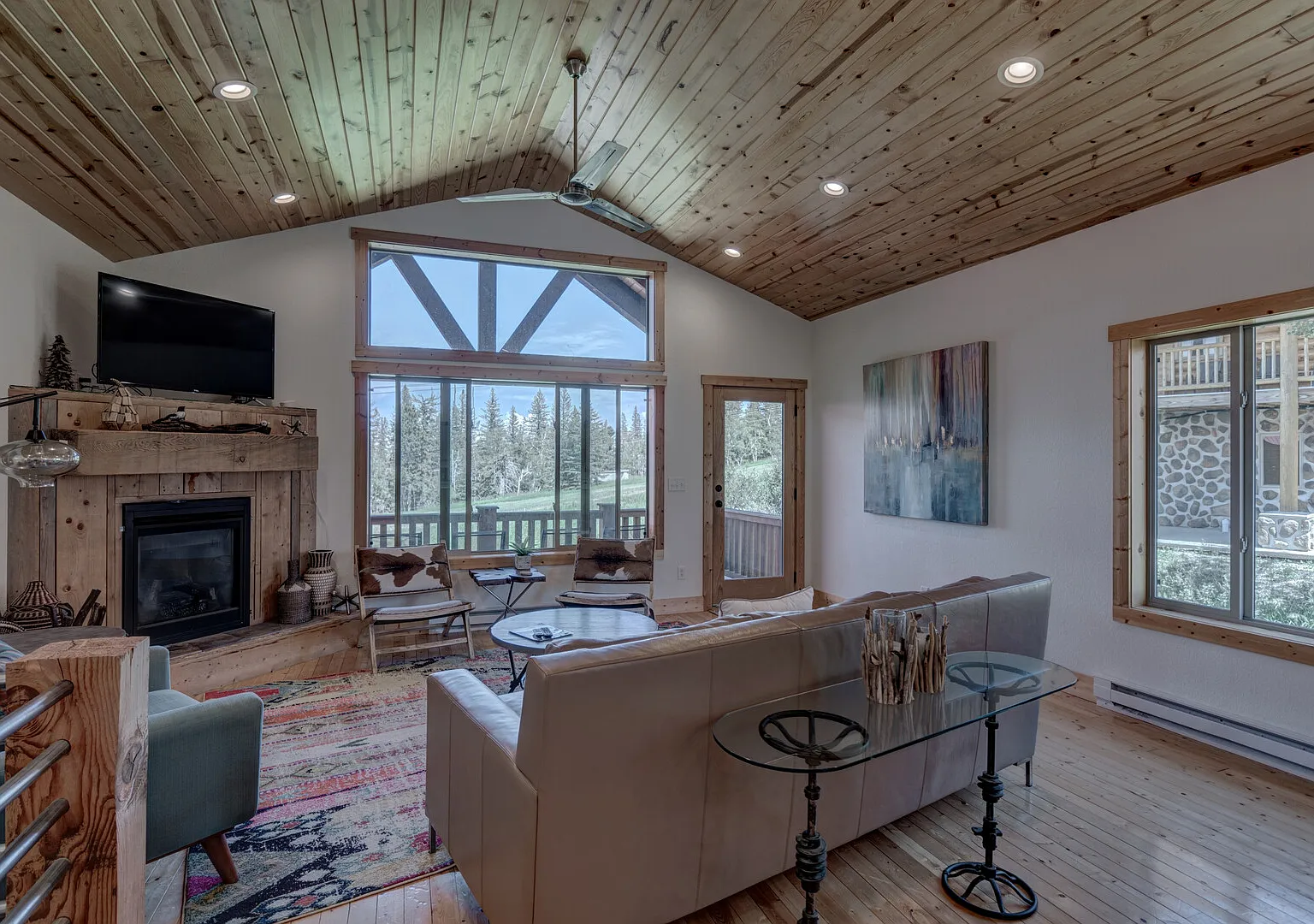 Kussy Chalet at Terry Peak — Photo 4