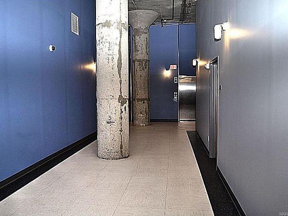 3rd image of 1511 Locust St APT 506