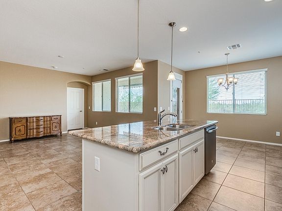 5th image of 9143 W Dreyfus Dr