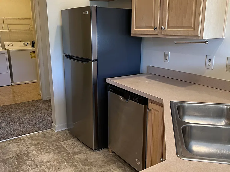 439 Hopkins Landing Dr — Photo 9
