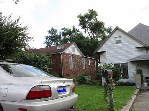 2nd image of 1712 McTeer St
