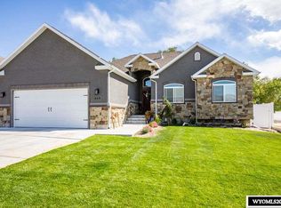 309 Pinnacle Dr, Rock Springs, WY 82901