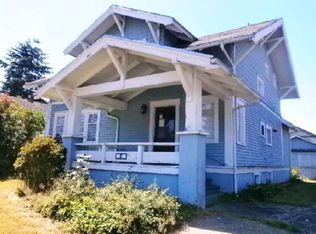 951 3rd St, Blaine, WA 98230