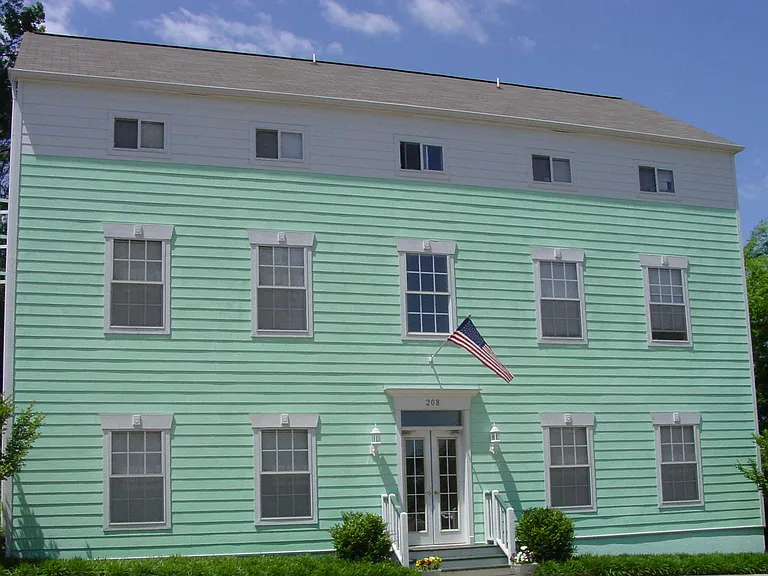 Hogan Place - The Saratoga