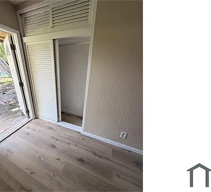 Studio, 300 sqft, $1,395 — Photo 3