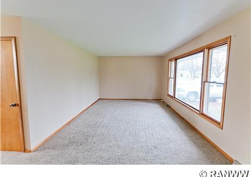 5th image of 132 E Patrick Street