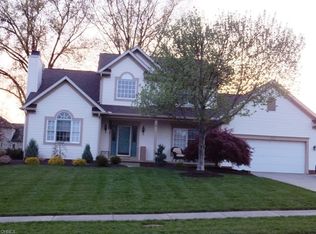 3090 Snowgoose Ln, Akron, OH 44319