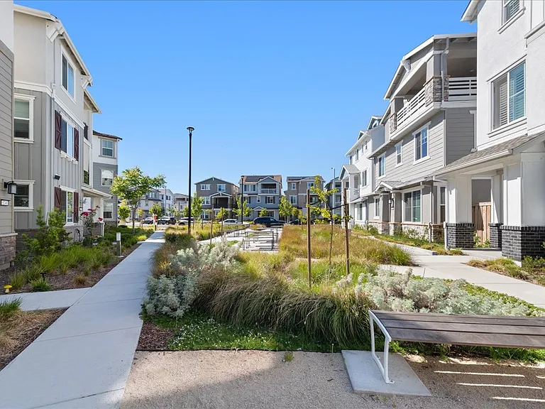 37408 Watersail Way — Photo 42