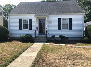 205 Gifford St, Springfield, MA 01118