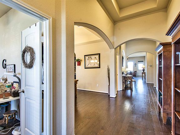 4th image of 3727 Daintree Park Dr