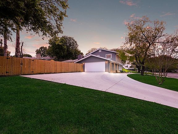 5th image of 7510 Robin Rest Dr