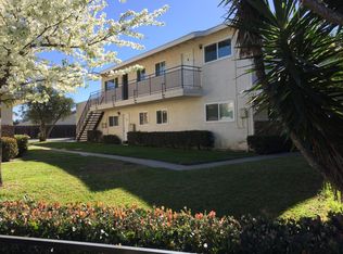 2302 England St APT B, Huntington Beach, CA 92648