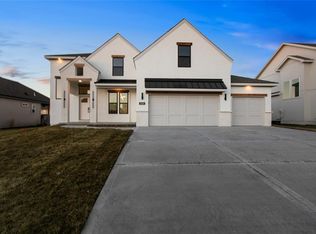 10602 N Mulberry St, Kansas City, MO 64155