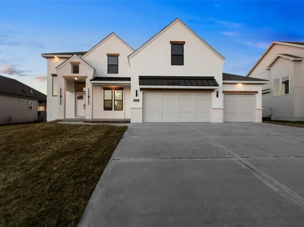 10602 N Mulberry St, Kansas City, MO 64155