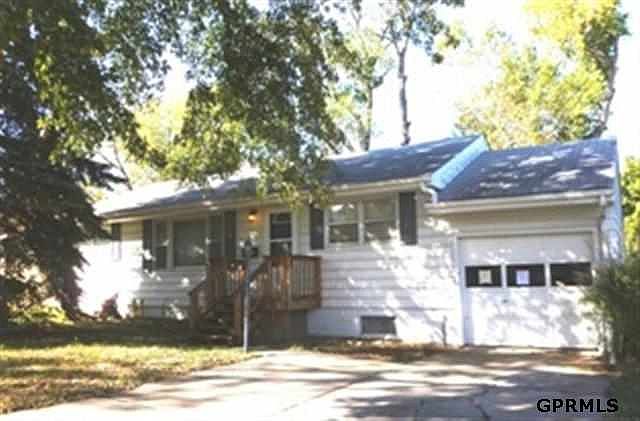 1st image of 7764 Lakeview Dr