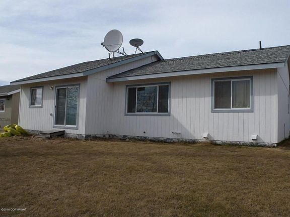 4th image of 550 S Williwaw Dr