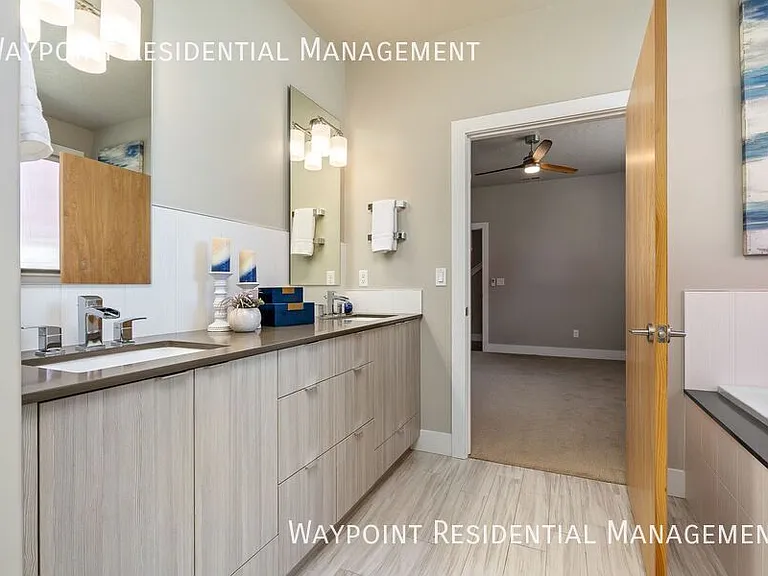 1415 E Lone Creek Dr — Photo 27
