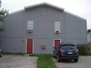 209 Helen St, Gretna, LA 70056
