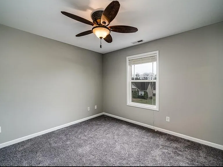 30 Mackay Ln — Photo 15