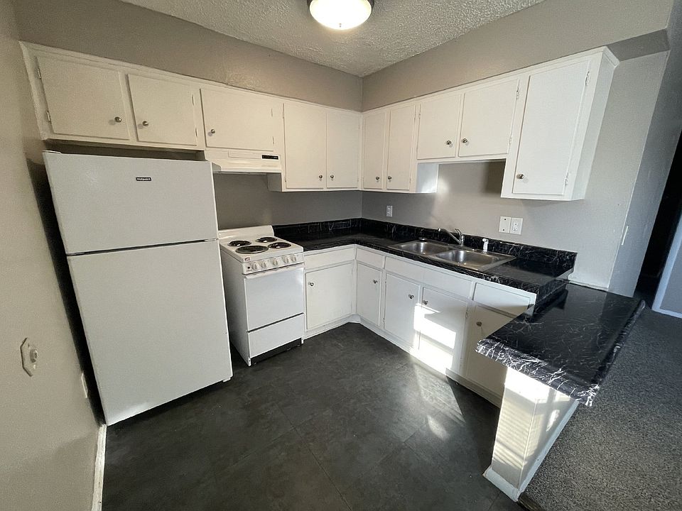 1st image of 7145 Melrose Ln APT 15
