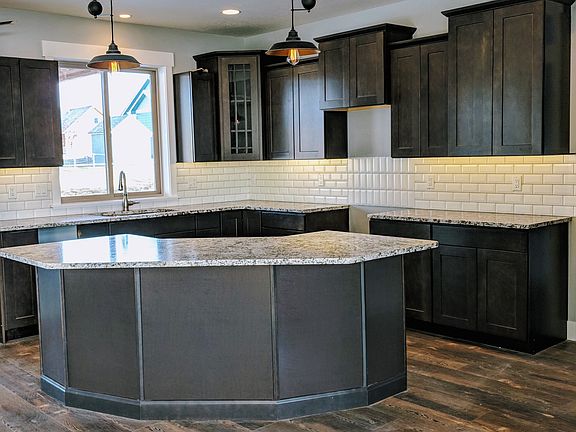 Large Kitchen
