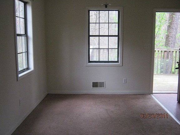 5th image of 3238 Winter Ct