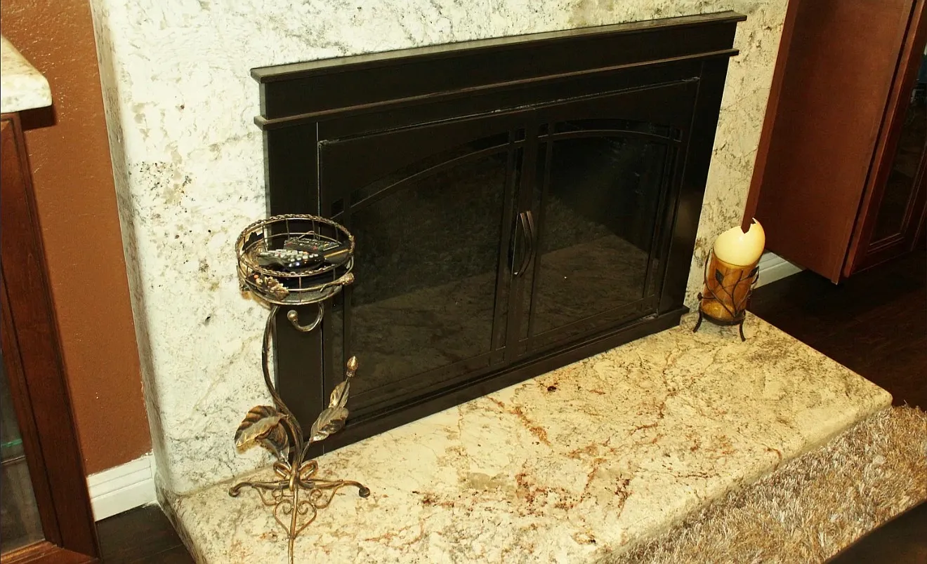 3 bed, 1360 sqft, $2,991 — Photo 4