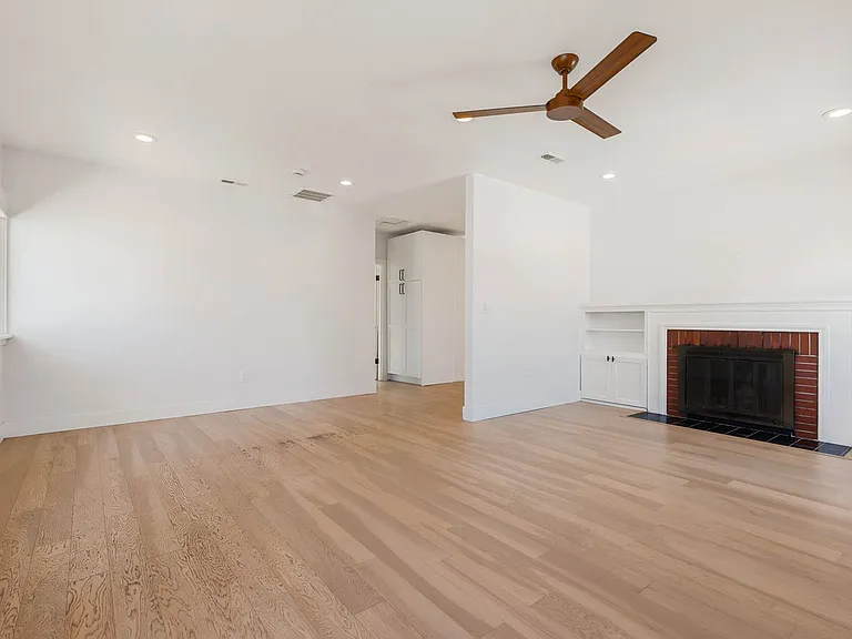 4143 SW Kenyon St — Photo 13