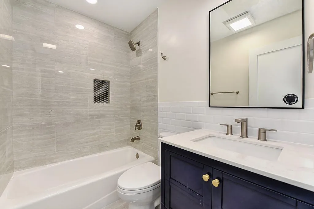 5364 Garfield Ave #C photo 1
