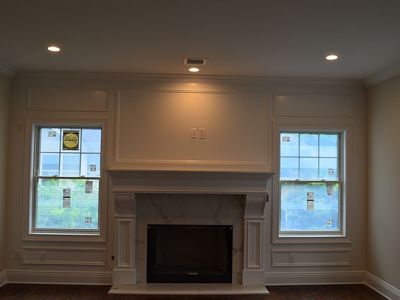 Custom fireplace in Fam Room