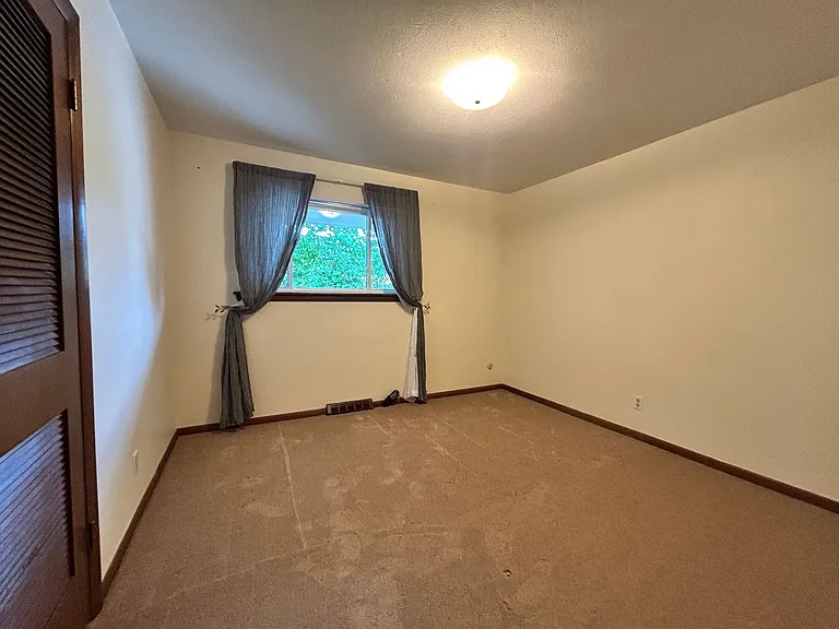 6820 Harvest Rd — Photo 25