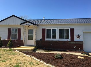 1021 Christopher St, Warrensburg, MO 64093