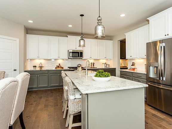 011_ Kitchen2