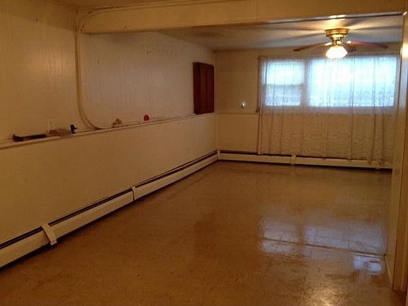 3rd image of 21 Delaware Ave