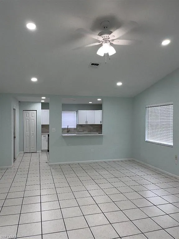 2 bed, 1.0 bath, 981 sqft, $1,600 — Photo 4