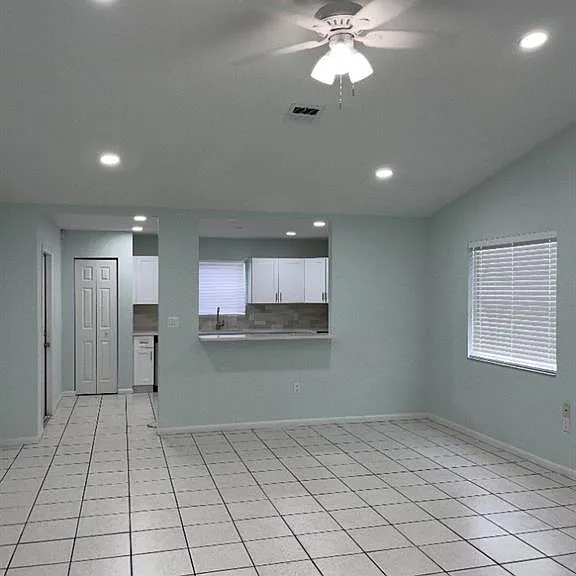9044 Tangelo Blvd — Photo 4