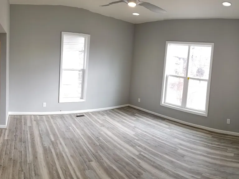 4604 Stockwell St — Photo 1