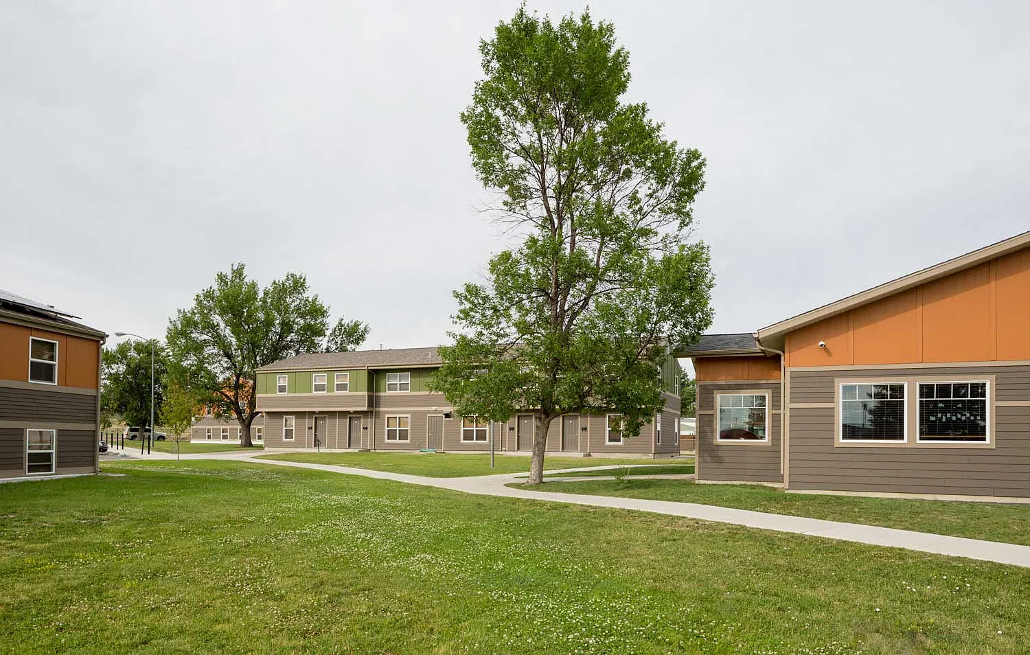Hillview Apartments — Photo 3