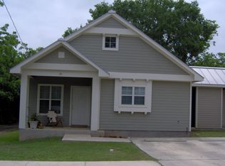 131 Olive St, San Marcos, TX 78666