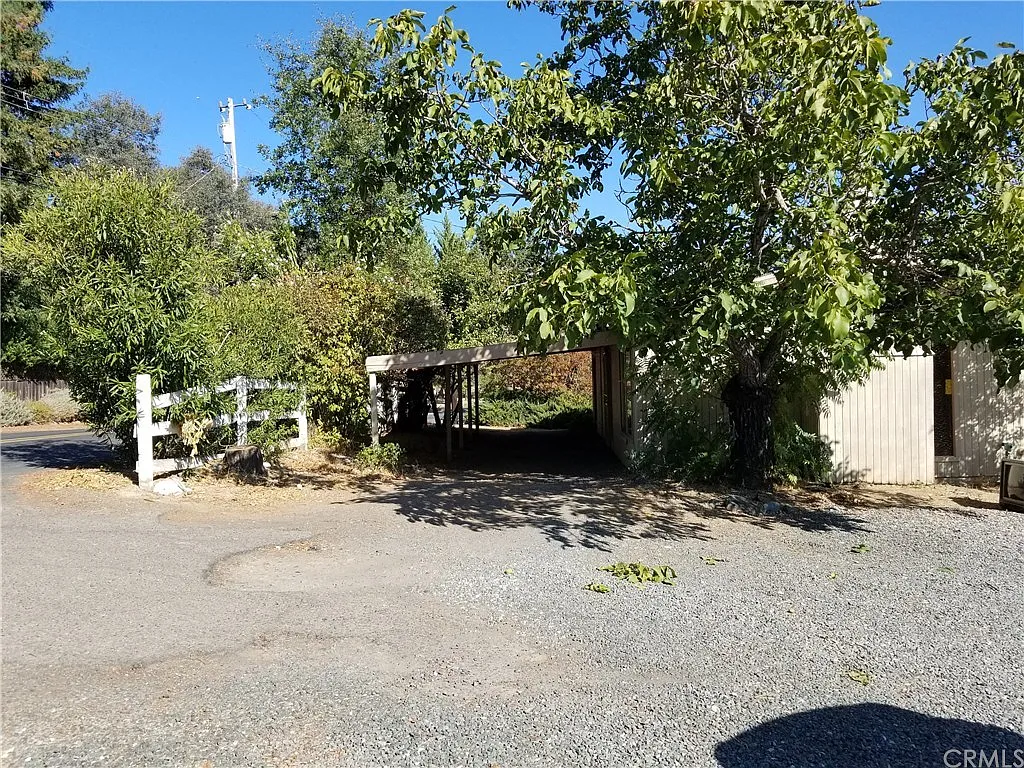 2908 Keeling Ave photo 1