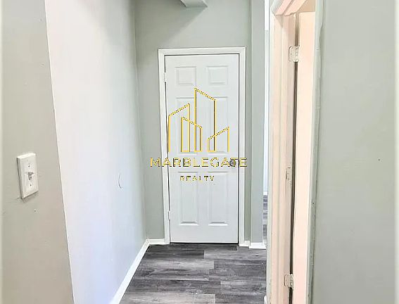 2nd image of 805 Broadway #39AZ