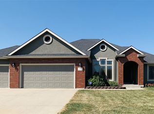 2635 SW Santa Fe Dr, Topeka, KS 66614