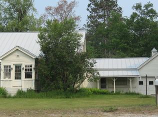 254 Sunapee St, Newport, NH 03773