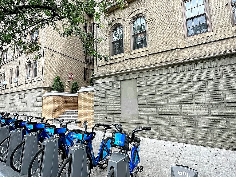1100 Grand Concourse #4B — Photo 21