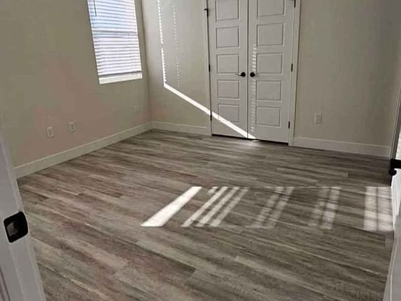 2nd image of 2461 Park Vista St #B